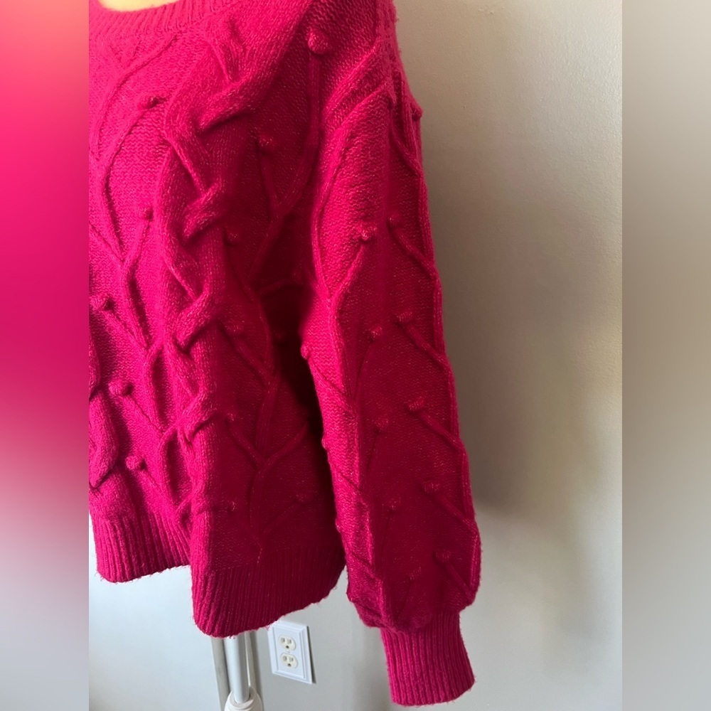 Crown & Ivy Woman’s Bright Pink Heavyweight Soft Chunky Valentines Sweater XL - Picture 4 of 11